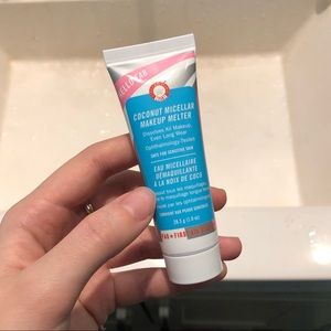 SOLD First-aid coconut make-remover